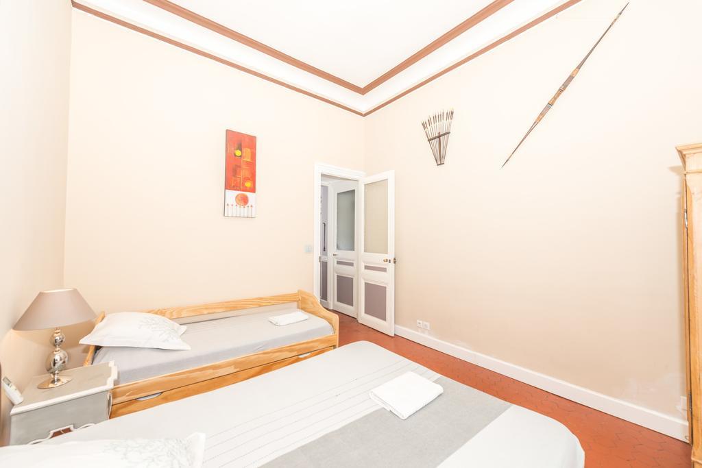 Maam - Bugeaud Apartment Marseille Room photo